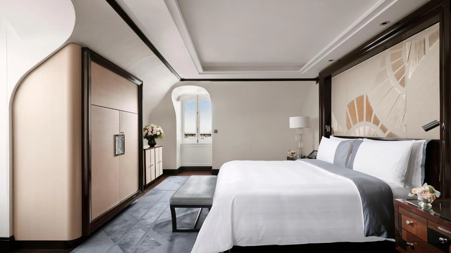 The Peninsula Paris Hotel