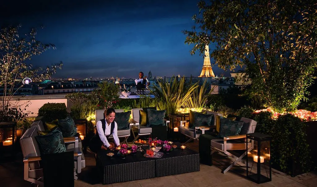*****  The Peninsula Paris Hotel France