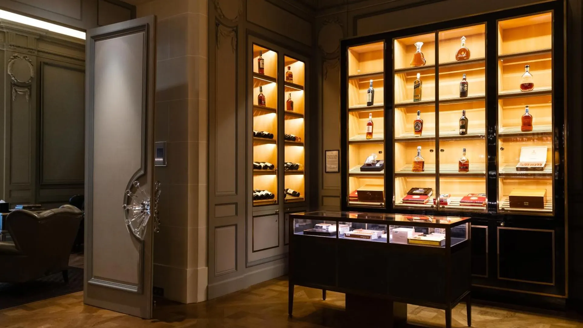 *****  The Peninsula Paris Hotel France